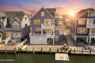 417 Delray Drive, Lavallette, NJ 08735