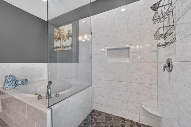 6407 MAYRA SHORES LANE, Apollo Beach, FL 33572