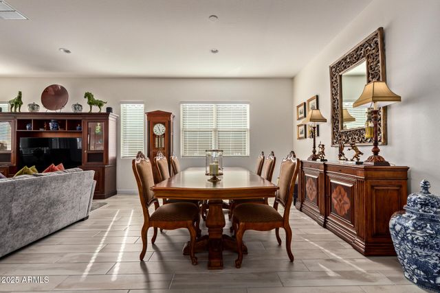 9623 S 38TH Lane, Laveen, AZ 85339