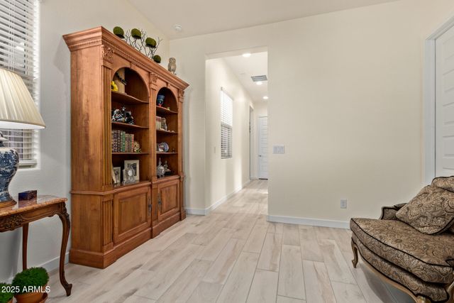 9623 S 38TH Lane, Laveen, AZ 85339