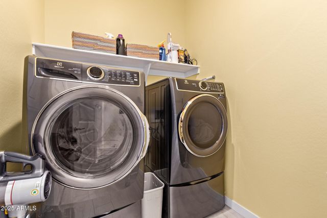 9623 S 38TH Lane, Laveen, AZ 85339