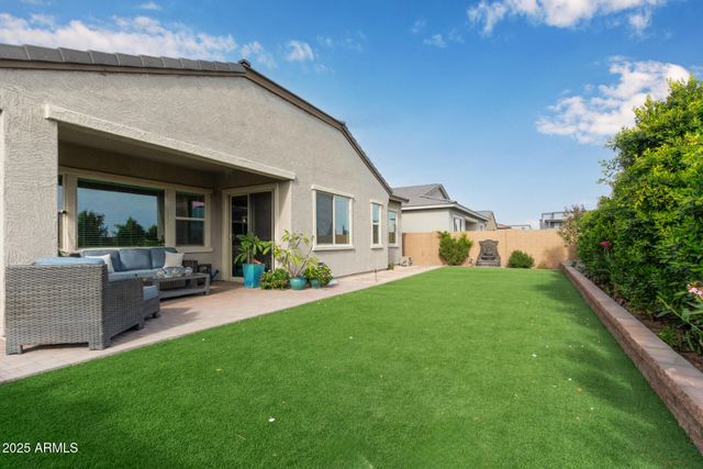 9623 S 38TH Lane, Laveen, AZ 85339