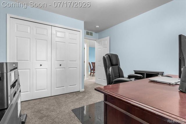2929 Cottonwood Drive, Waterford, MI 48328