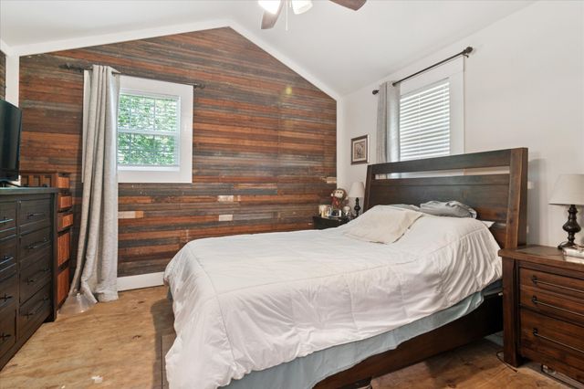 1102 W 12th Street, Bonham, TX 75418