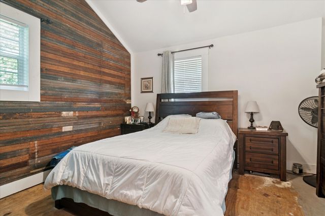 1102 W 12th Street, Bonham, TX 75418