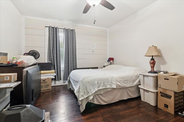 1102 W 12th Street, Bonham, TX 75418