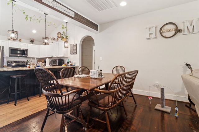 1102 W 12th Street, Bonham, TX 75418