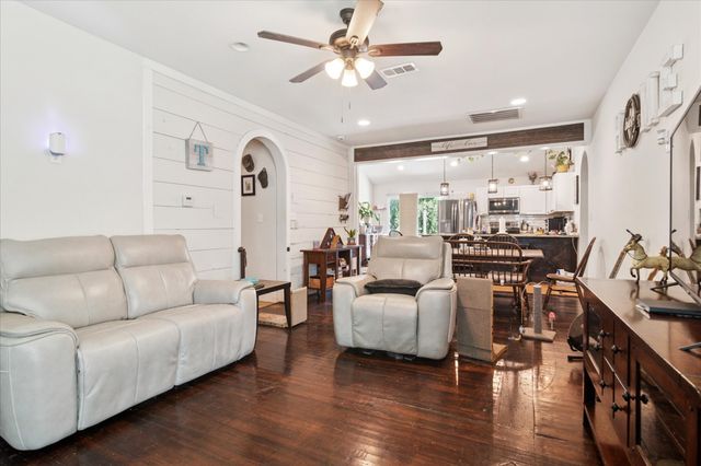 1102 W 12th Street, Bonham, TX 75418