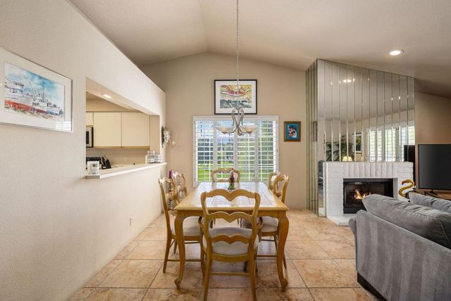 688 Vista Lago Circle N, Palm Desert, CA 92211