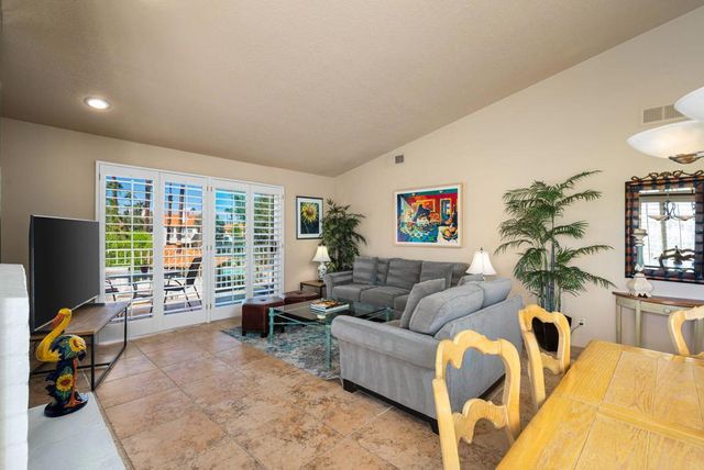 688 Vista Lago Circle N, Palm Desert, CA 92211