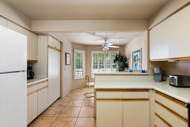 688 Vista Lago Circle N, Palm Desert, CA 92211