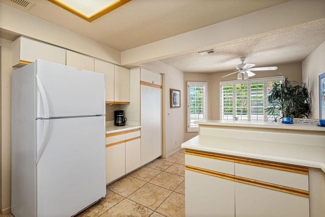 688 Vista Lago Circle N, Palm Desert, CA 92211