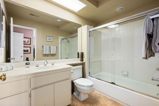 688 Vista Lago Circle N, Palm Desert, CA 92211