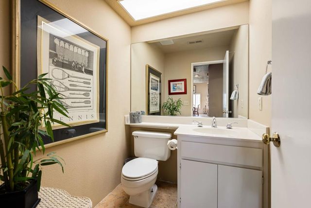 688 Vista Lago Circle N, Palm Desert, CA 92211