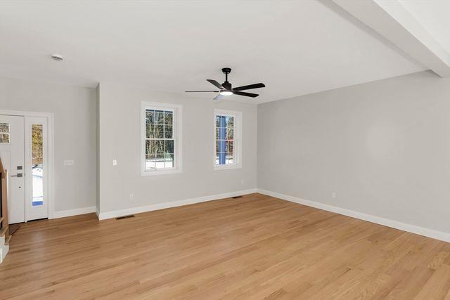 105 Franklin, Belchertown, MA 01007