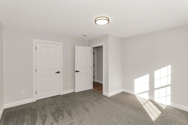 105 Franklin, Belchertown, MA 01007