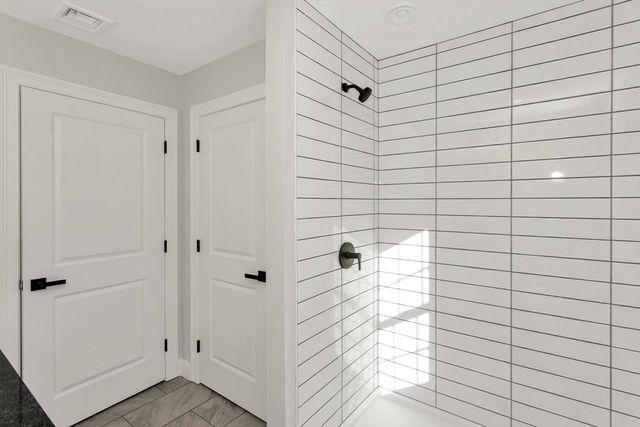 105 Franklin, Belchertown, MA 01007