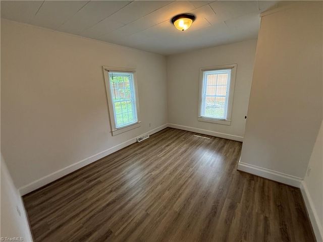 3867 Leo Street, Winston-salem, NC 27105
