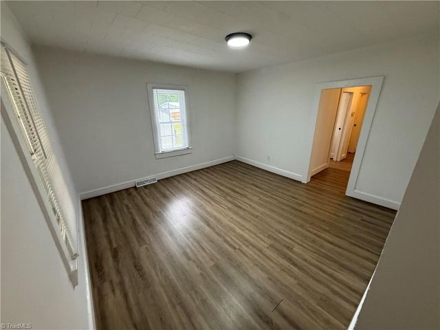 3867 Leo Street, Winston-salem, NC 27105
