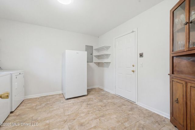 2331 Middlecoff Drive, Gulfport, MS 39507