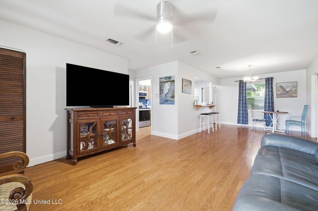 2331 Middlecoff Drive, Gulfport, MS 39507