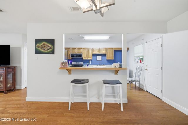 2331 Middlecoff Drive, Gulfport, MS 39507