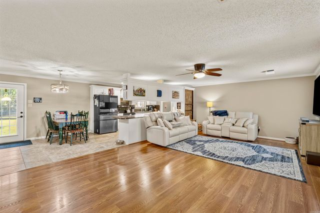 60 Andrew Dr, Cabot, AR 72023