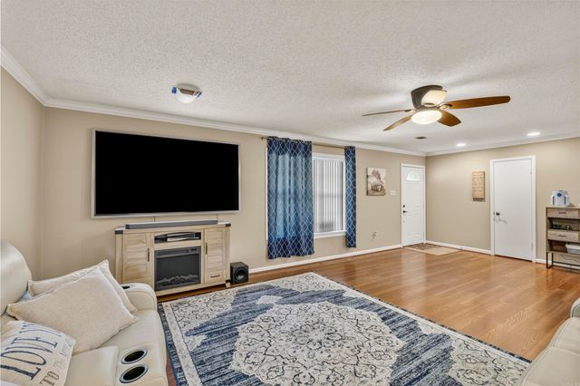 60 Andrew Dr, Cabot, AR 72023