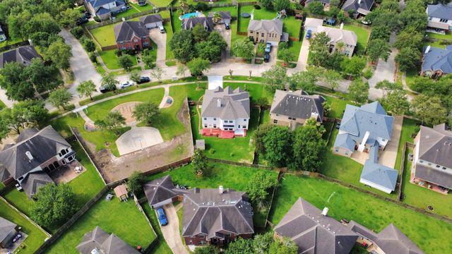 14103 Imperial Wood Lane, Rosharon, TX 77583