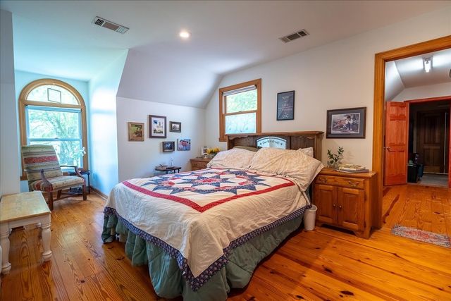 1518 Old Waynesboro Hwy, Lawrenceburg, TN 38464