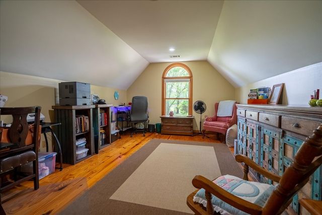 1518 Old Waynesboro Hwy, Lawrenceburg, TN 38464