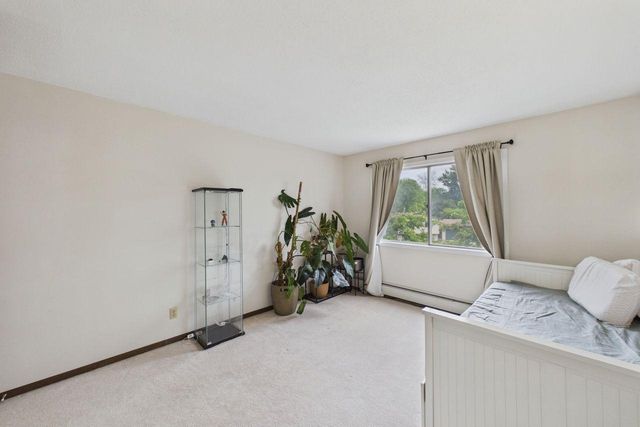 2801 Flag Avenue N 222, New Hope, MN 55427