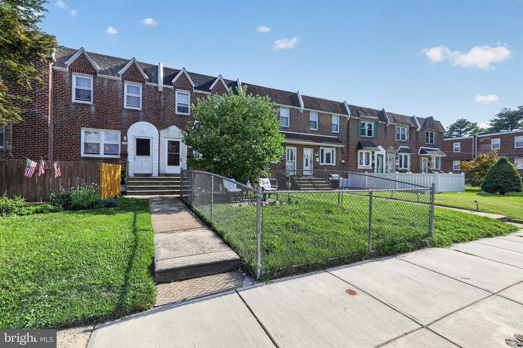 3018 FAIRFIELD ST, Philadelphia, PA 19136
