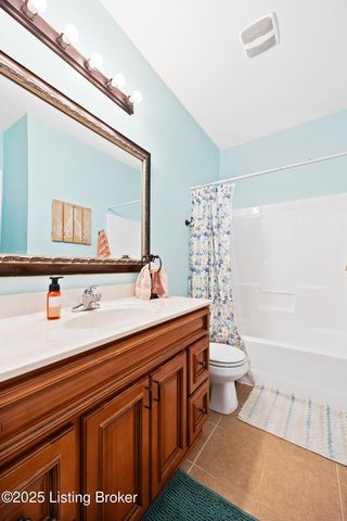 275 Brian Dr, Shepherdsville, KY 40165