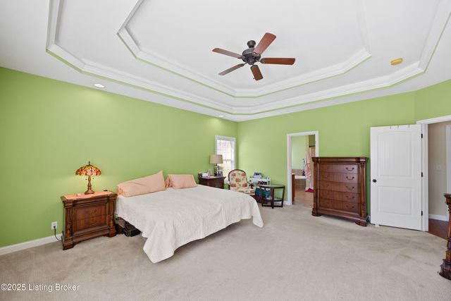 275 Brian Dr, Shepherdsville, KY 40165