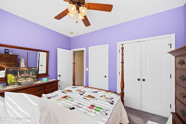 275 Brian Dr, Shepherdsville, KY 40165