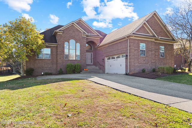 275 Brian Dr, Shepherdsville, KY 40165