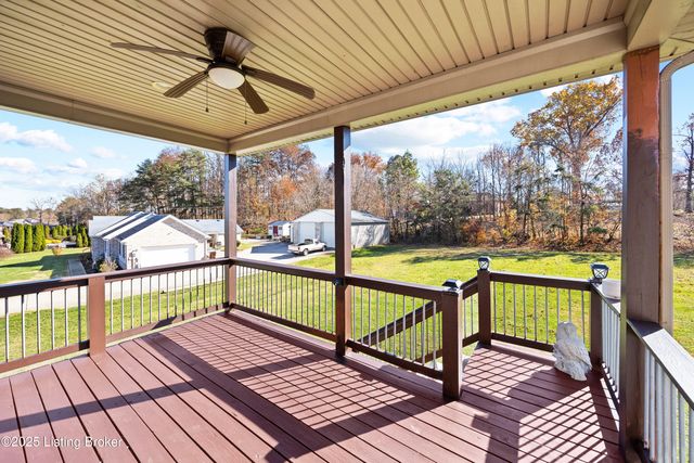 275 Brian Dr, Shepherdsville, KY 40165