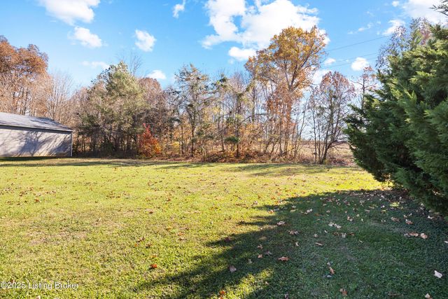 275 Brian Dr, Shepherdsville, KY 40165