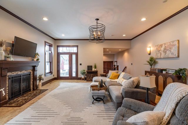 136 20th STREET S, La Crosse, WI 54601