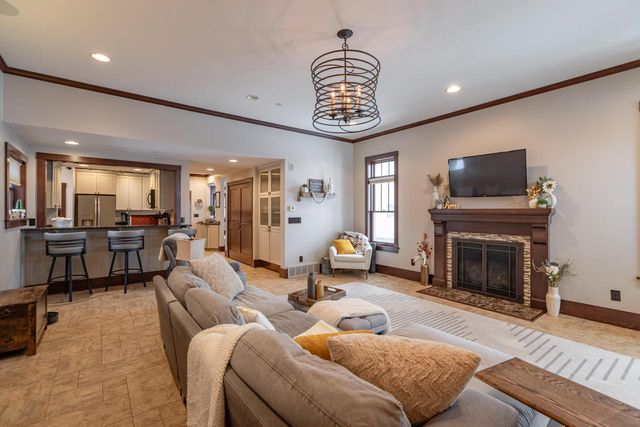 136 20th STREET S, La Crosse, WI 54601