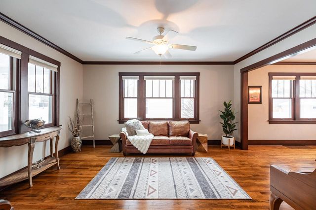 136 20th STREET S, La Crosse, WI 54601