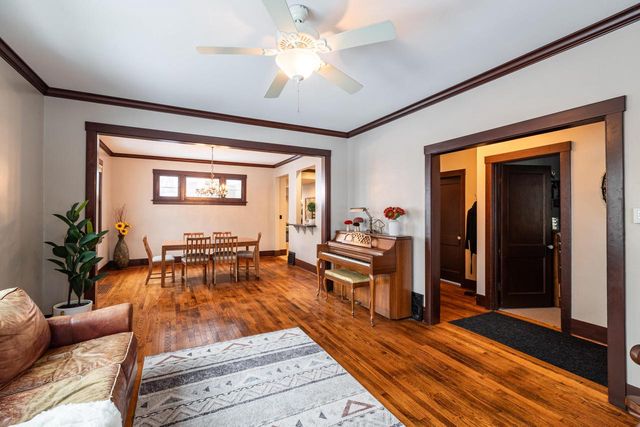 136 20th STREET S, La Crosse, WI 54601