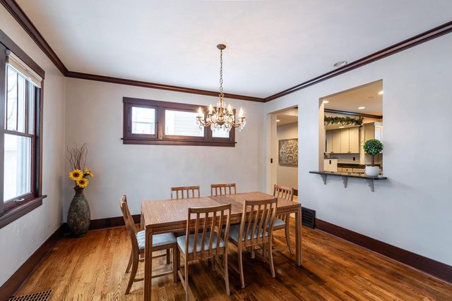 136 20th STREET S, La Crosse, WI 54601