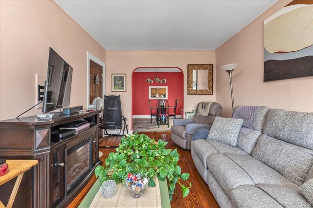 5936 69th Place, Maspeth, NY 11378