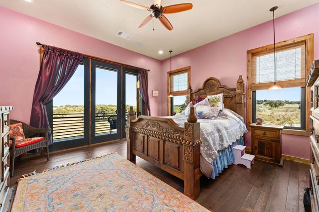 281 Cedar Mountain DR, Marble Falls, TX 78654