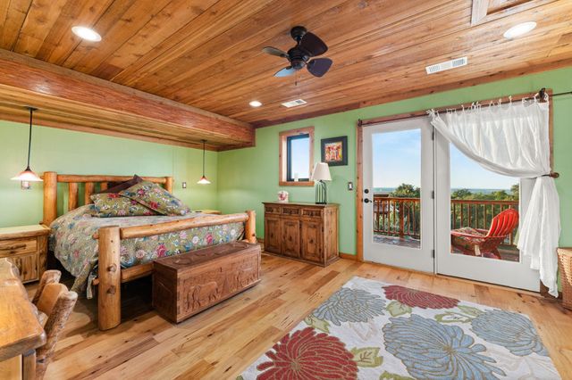 281 Cedar Mountain DR, Marble Falls, TX 78654