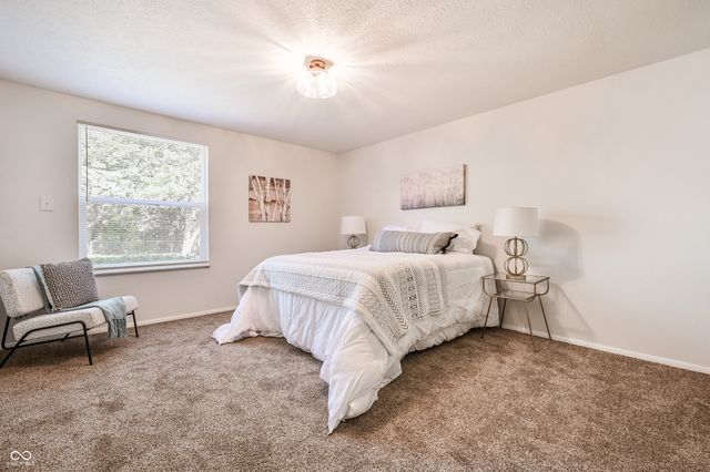 8060 Castle Farms Court, Indianapolis, IN 46256