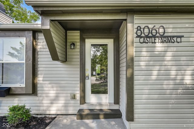 8060 Castle Farms Court, Indianapolis, IN 46256