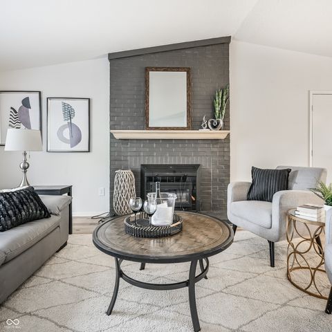 8060 Castle Farms Court, Indianapolis, IN 46256